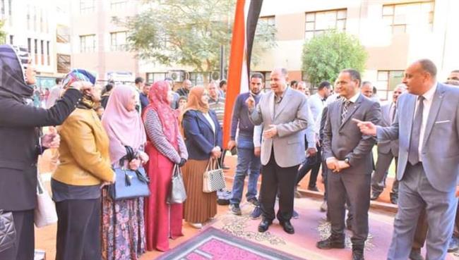 محافظ أسيوط يتفقد بعض الفعاليات الرياضية والثقافية بمركز ديروط 