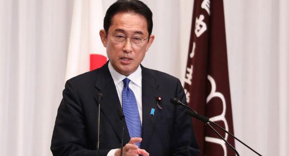 رئيس وزراء اليابان يأمر برفع ميزانية الدفاع إلى 2% من إجمالي الناتج المحلي في غضون خمس سنوات