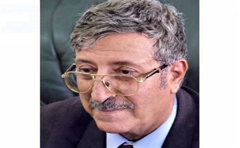رئيس اتحاد كتاب مصر والعرب ينعي الشاعر اليمني عبد العزيز المقالح