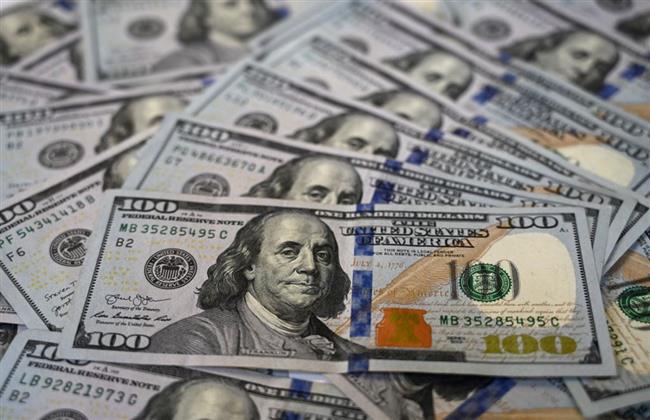 وصل 24.30 ..  ارتفاع سعر صرف الدولار مقابل الجنيه المصري في ختام تعاملات الأسبوع