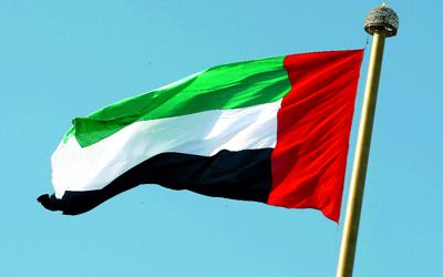 الشارقة للكتاب يحتفي بيوم العلم والإرث الشعبي الإماراتي والإيطالي ومحمود درويش
