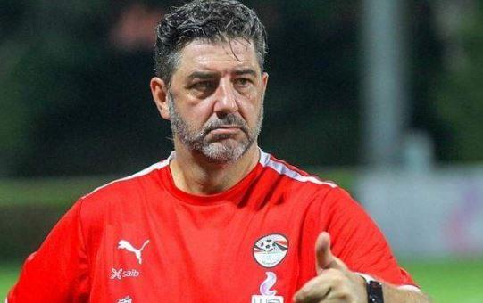 فيتوريا يكشف أسباب استبعاد محمود علاء وعمر جابر من قائمة المنتخب