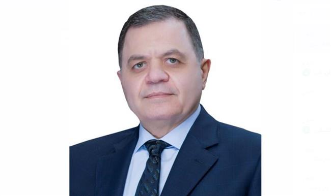 الصين تمنح وزير الداخلية ميدالية سور الصين العظيم الذهبية