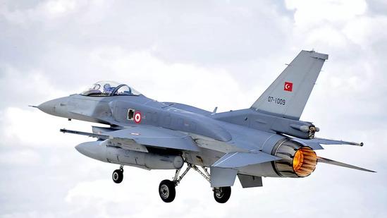 أنقرة تعلن إتمام صفقة مقاتلات «إف-16» مع واشنطن
