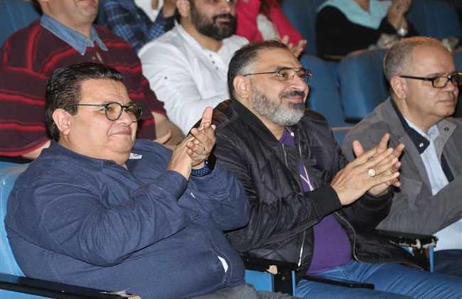 خالد جلال يشهد عرض «حلم جميل» على المسرح العائم