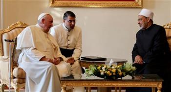   لقاء الأخوة الإنسانية يتجدد في البحرين.. شيخ الأزهر يلتقي البابا فرنسيس