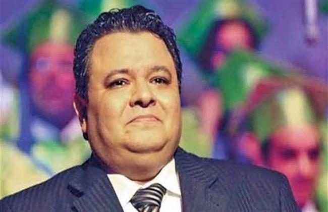 رئيس قطاع شئون الإنتاج الثقافي يجتمع مع مديري فرقتي الحديث والكوميدي