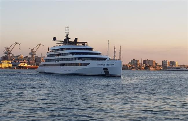 ميناء بورسعيد السياحى يستقبل اليخت EMERAlD AZZURRA
