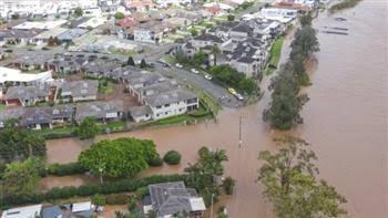   سلطات الطوارئ الأسترالية تجلي سكان إحدى الولايات تحسبا لخطر فيضانات جارفة