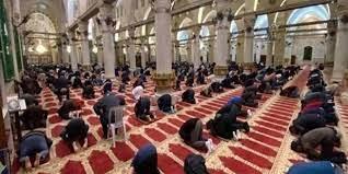 إذا رأيتم الرجل يرتاد المساجد فاشهدوا له بالإيمان.. ما المقصود من الحديث؟
