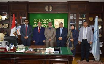 ندوة بتجارة الإسكندرية لتعزيز جهود العمل التطوعي لشباب الجامعات في المبادرة الرئاسية حياة كريمة