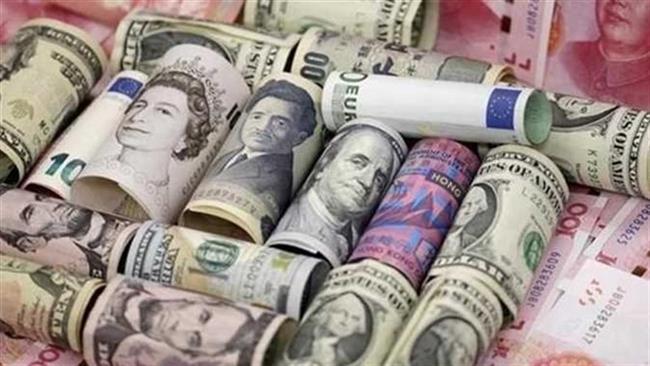 أسعار العملات العربية والأجنبية في بداية تعاملات اليوم