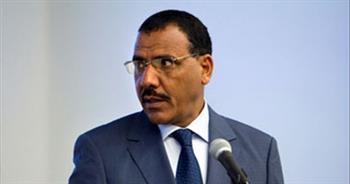 رئيس النيجر يدعو إلى تسريع جهود الحد من انبعاثات الغازات الدفيئة