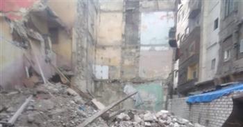    انهيار أجزاء من عقار بمنطقة المنشية وسط الإسكندرية