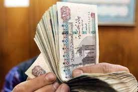 300 جنيه شهريًا.. الفئات المستفيدة من علاوة غلاء معيشة استثنائية.. التفاصيل
