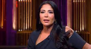 من هي الحاجة صيصة أبو دوح التى طالبت بتعويض 300 ألف جنيه ومقابلة منى زكي