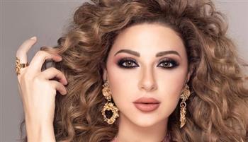 شاهد.. ميريام فارس تتألق بفستان فضي في حفلها الأخير