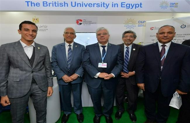 وزير التعليم العالي يتفقد جناح الجامعة البريطانية في مصر بمؤتمر قمة المناخ COP 27