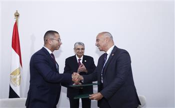   وزير الكهرباء يشهد توقيع مذكرة تفاهم بين«فودافون مصر» وهيئة تنمية واستخدام الطاقة الجديدة والمتجددة 