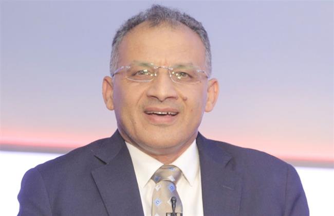 محمد فايز فرحات: جيلي يحسد جيل الشباب لاهتمام الدولة بهم