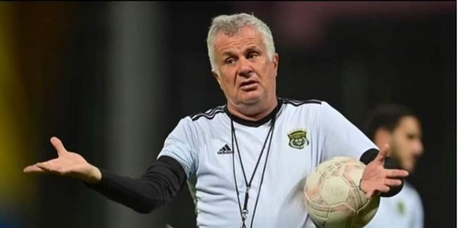 " زوران" يرفع الحمل البدنى للاعبى الاتحاد السكندرى استعداد لاستئناف الدورى