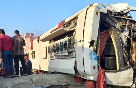 ننشر الصور الأولى لـ حادث اصطدام قطار بأتوبيس طلاب الشرقية