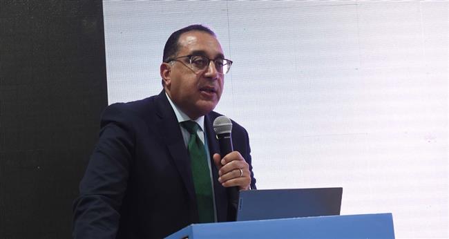 رئيس الوزراء يلقي كلمة خلال جلسة إطلاق المنصة الطوعية لتداول شهادات الكربون