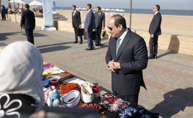 بالصور.. الرئيس السيسي يتفقد مدينة المنصورة الجديدة