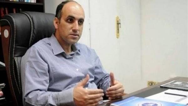 أحمد بان يوضح أهم ما ذكره في كتابه «قواعد الفكر الإخواني الأربعون» 