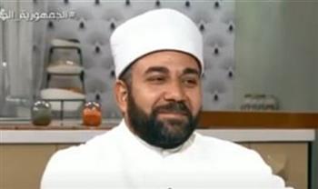 عالم أزهري : القرآن الكريم حثنا على فعل الخير .. فيديو