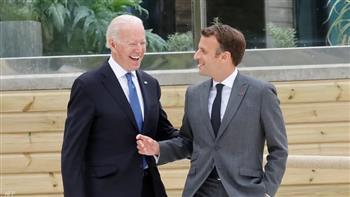 الرئيسان الأمريكي والفرنسي يؤكدان دعم بلديهما لأوكرانيا