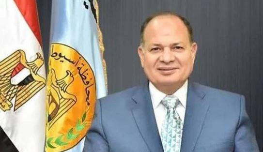 محافظ أسيوط يوجه بتقديم كل التسهيلات لإنشاء محطات الغاز الطبيعي