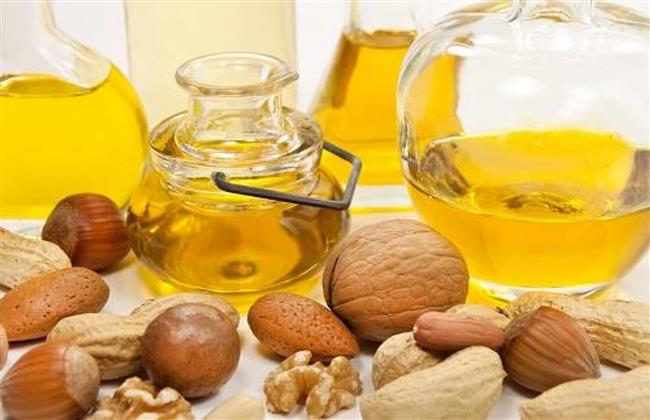 دراسة: النظام الغذائى الغنى بالمكسرات وزيت الزيتون يحمى من سرطان الجلد