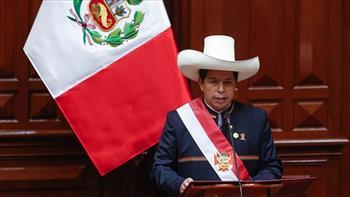   «فاينانشيال تايمز»: سقوط رئيس بيرو يعمق الانقسامات في البلاد