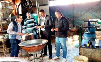 تموين البحيرة..التحفظ على 5 طن حلاوة طحينية داخل مصنع بدون ترخيص 
