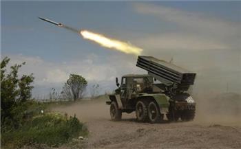   القوات الأوكرانية تقصف مدينة ستاخانوف بصواريخ هيمارس الأمريكية 