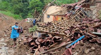   زلزال يضرب شرق إندونيسيا