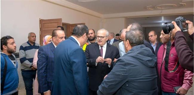 الخشت يتابع الموقف التنفيذى للإنشاءات والتشطيبات النهائية بمشروع جامعة القاهرة الدولية