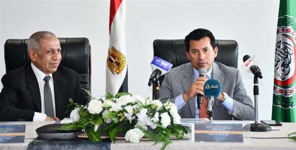 وزير الرياضة يشهد افتتاح الملتقى العلمي لكلية اللغة والإعلام بالأكاديمية العربية