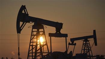   خبير اقتصادي: تحديد سقف لأسعار النفط والغاز يشعل الأزمة بين روسيا والغرب