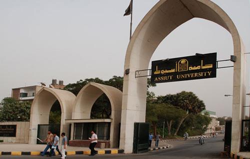 جامعة أسيوط تشهد نموذج محاكاة الاتحاد المصري لكرة القدم بمشاركة رئيس الاتحاد