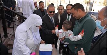   محافظ الإسماعيلية يشهد انطلاق الحملة القومية للتطعيم ضد شلل الأطفال 
