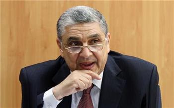   وزير الكهرباء: إنشاء خط بحري مع قبرص واليونان لتصدير 3 آلاف ميجاوات إلى أوروبا