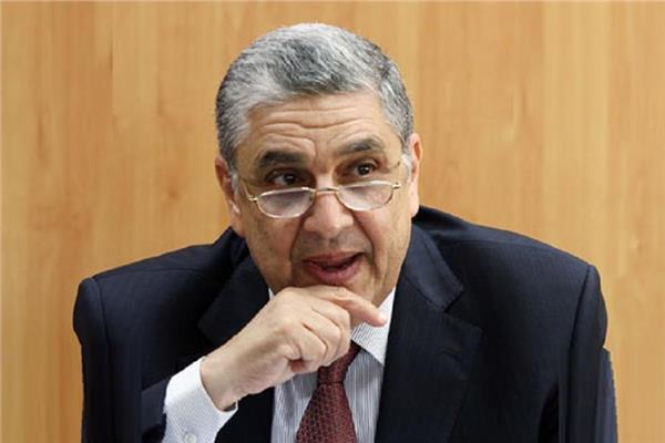 وزير الكهرباء: إنشاء خط بحري مع قبرص واليونان لتصدير 3 آلاف ميجاوات إلى أوروبا