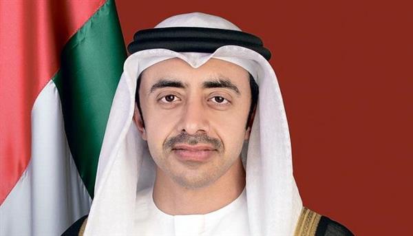 وزير الخارجية الإماراتي يؤكد أهمية تعزيز التعاون الدولي لتحفيز النمو الاقتصادي العالمي