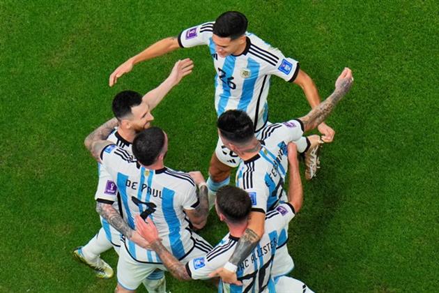 كأس العالم 2022 .. ألفاريز يعزز تقدم الأرجنتين بالهدف الثانى فى مرمى كرواتيا