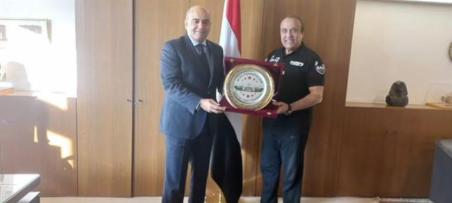 سفير مصر في هولندا يستقبل مجلس اتحاد الدارتس 