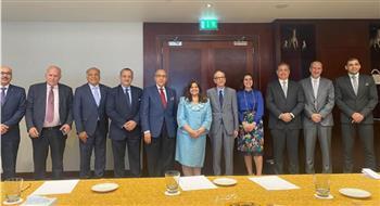 وزيرة الهجرة تلتقي عددا من كبار المستثمرين المصريين بالإمارات