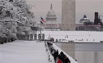   أسوشيتيد برس: أمريكا تستعد لأسبوع من الطقس العاصف بداية من العواصف الثلجية حتى الأعاصير