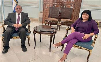   اليمن وكوبا يبحثان آخر التطورات السياسية في البلاد